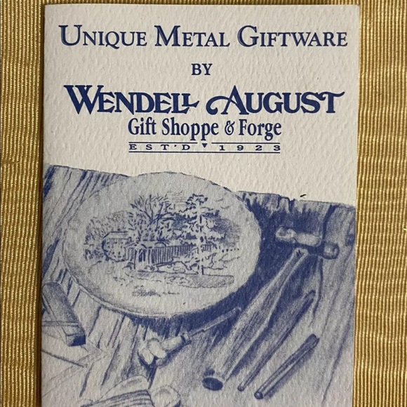 Wendell August Forge Christmas Manger Scene Plate
Used - Picture 11 of 11